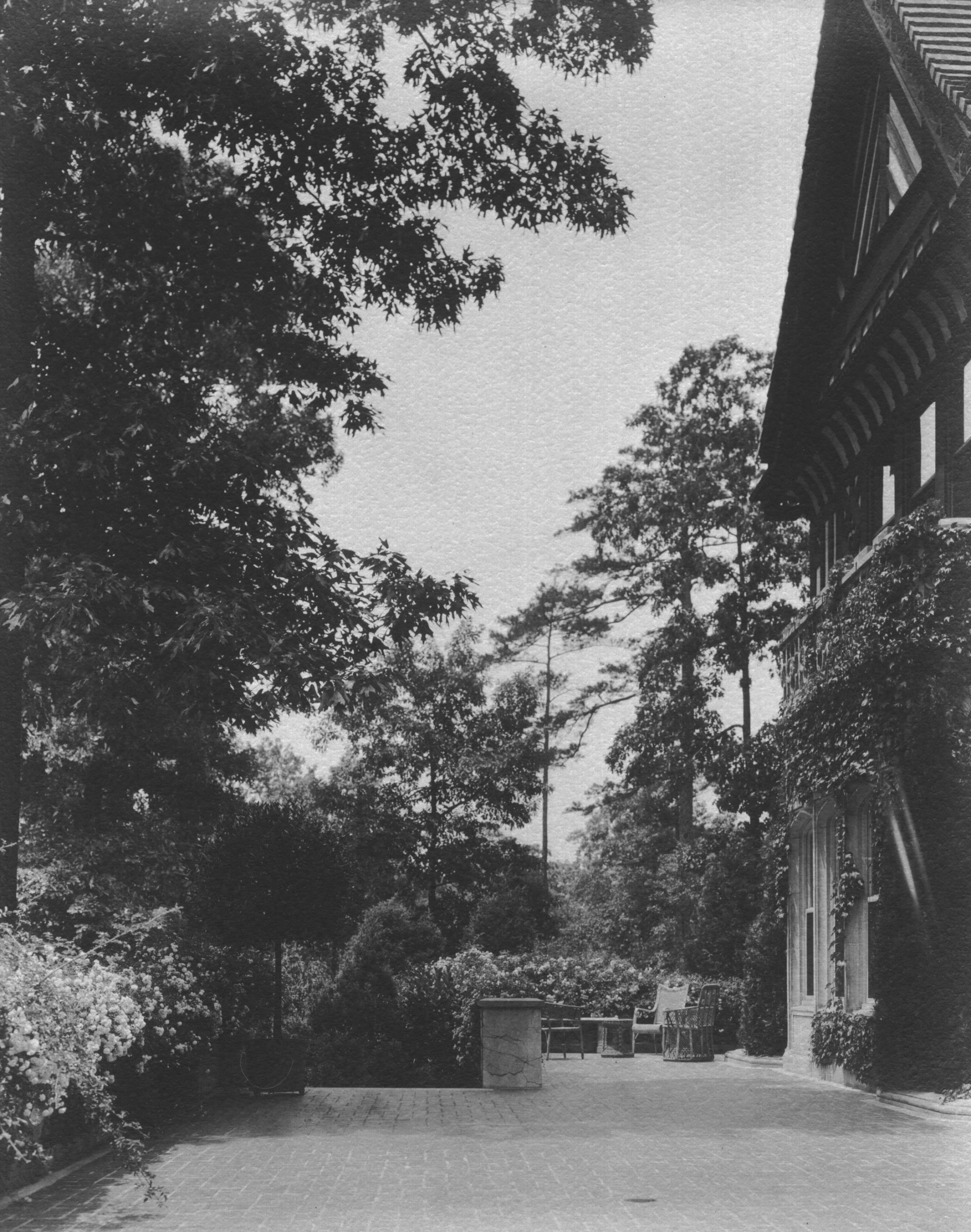 Callanwolde Exterior Front Terrace